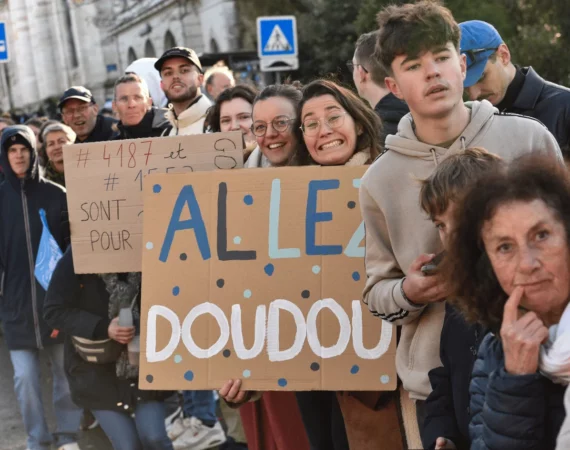 Supporters 6